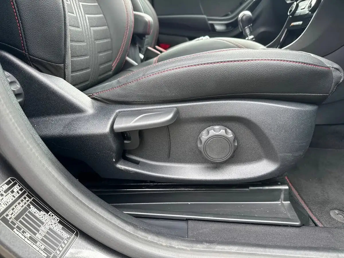 2022-ford-puma-suv-10-st-line-x-125ps-big-29