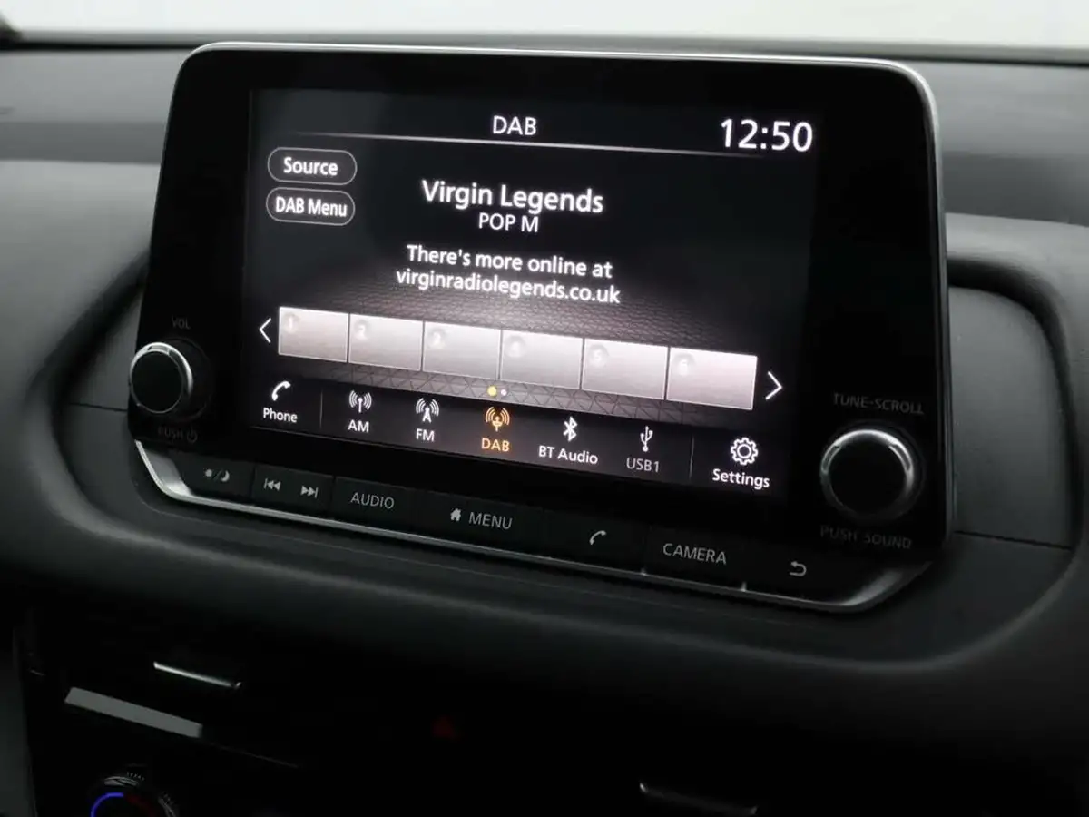 2022-nissan-qashqai-13-dig-t-acenta-premium-140ps-big-18
