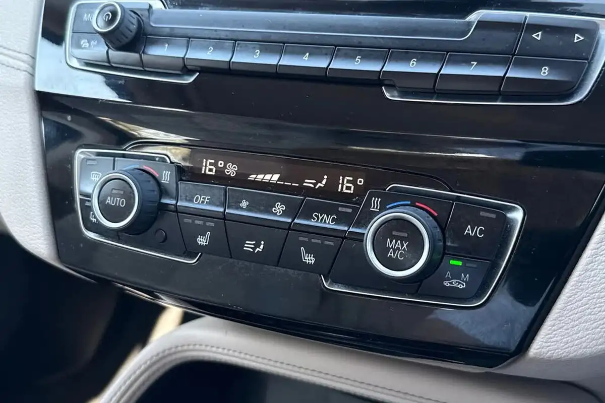 2021-bmw-x1-20td-sdrive18d-xline-sport-auto-big-21