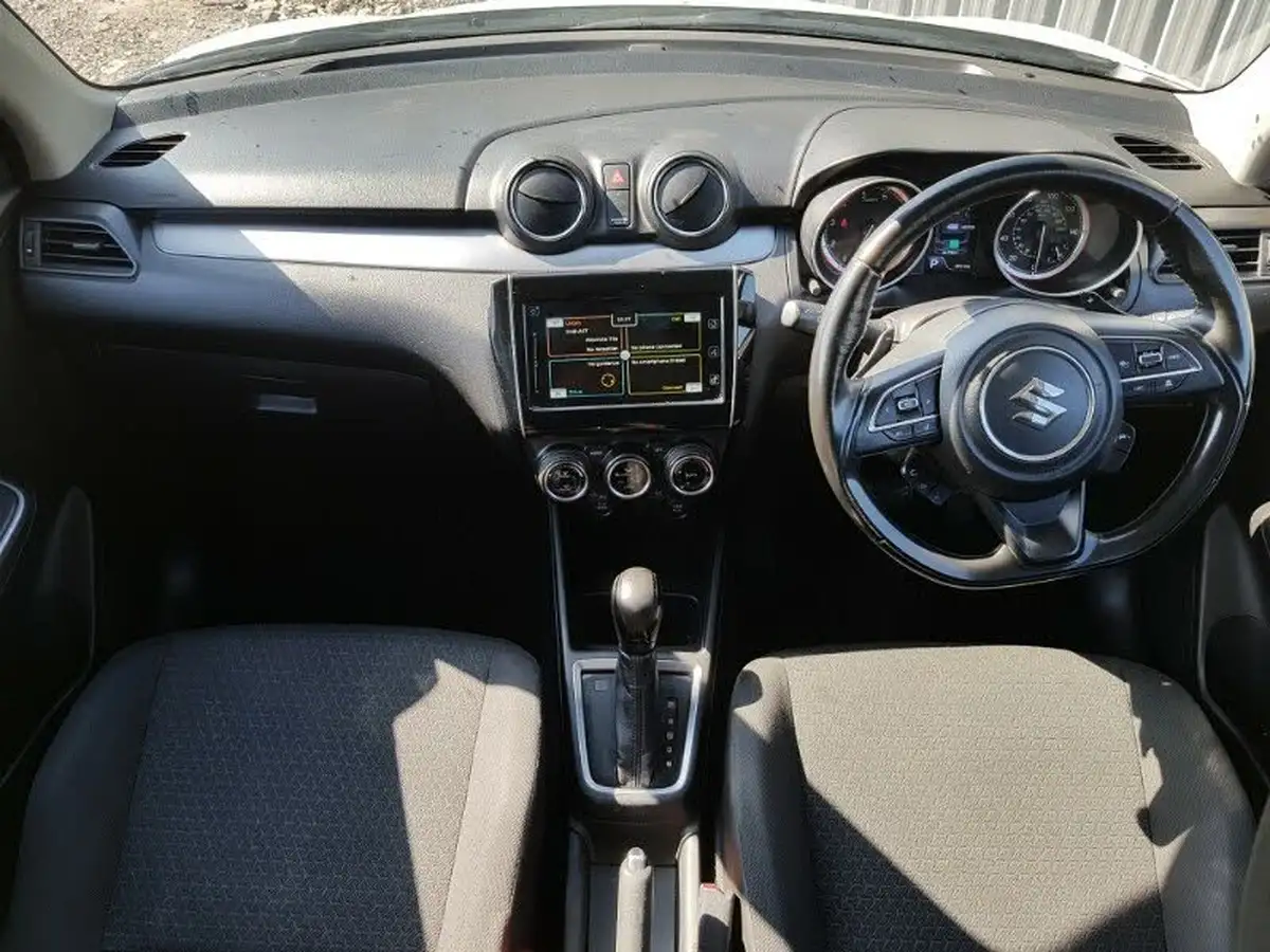 2022-suzuki-swift-12-dualjet-sz5-cvt-big-9