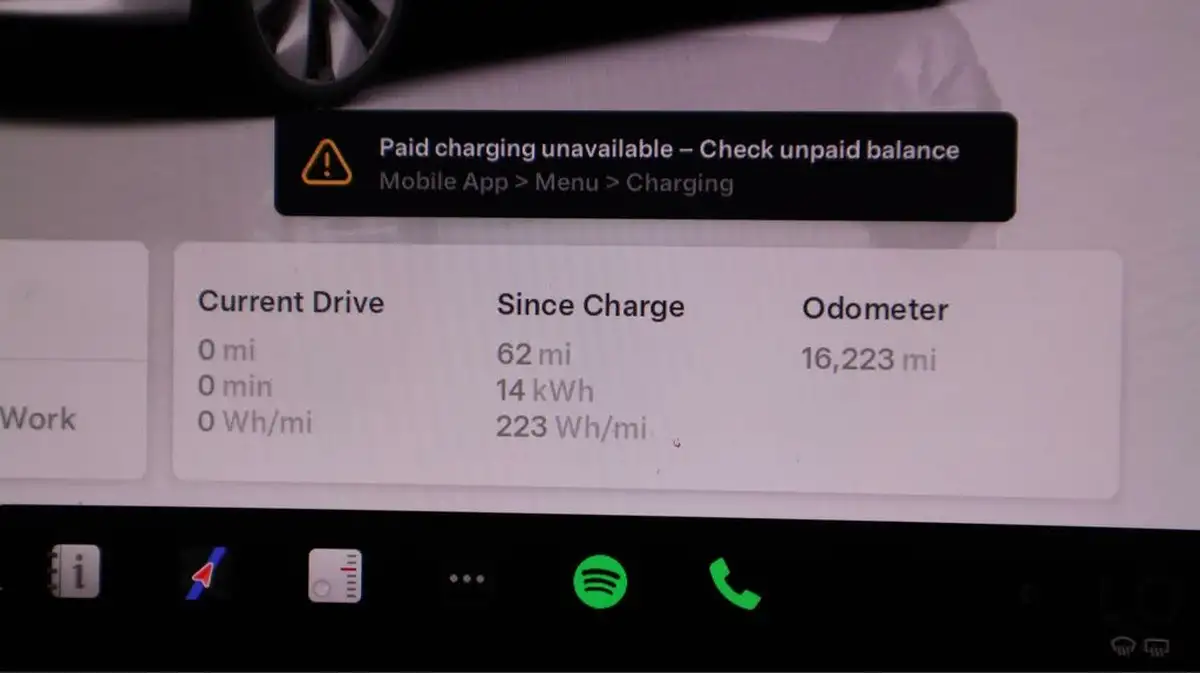 2022-tesla-model-y-e-rwd-big-10