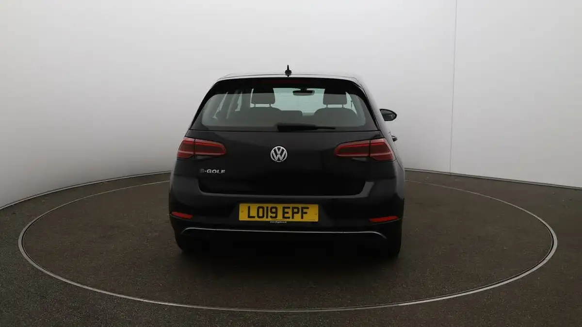 2019-volkswagen-golf-e-e-golf-big-57