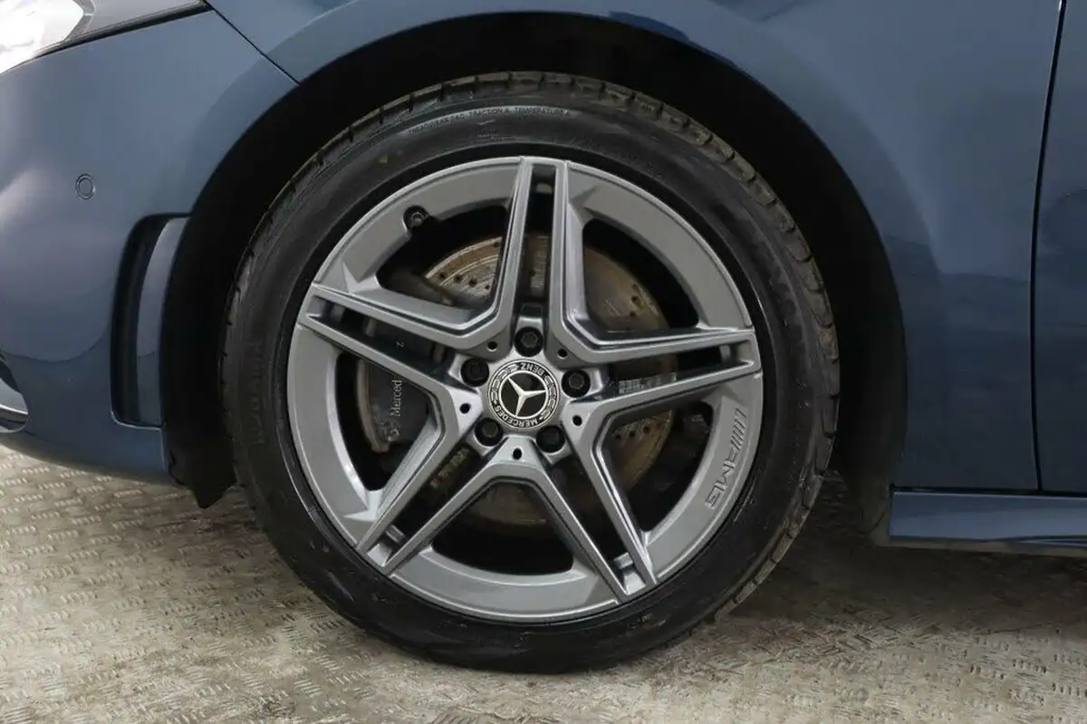 2021-mercedes-benz-a-class-13-a250e-amg-line-premium-plus-hatchback-5d-big-27