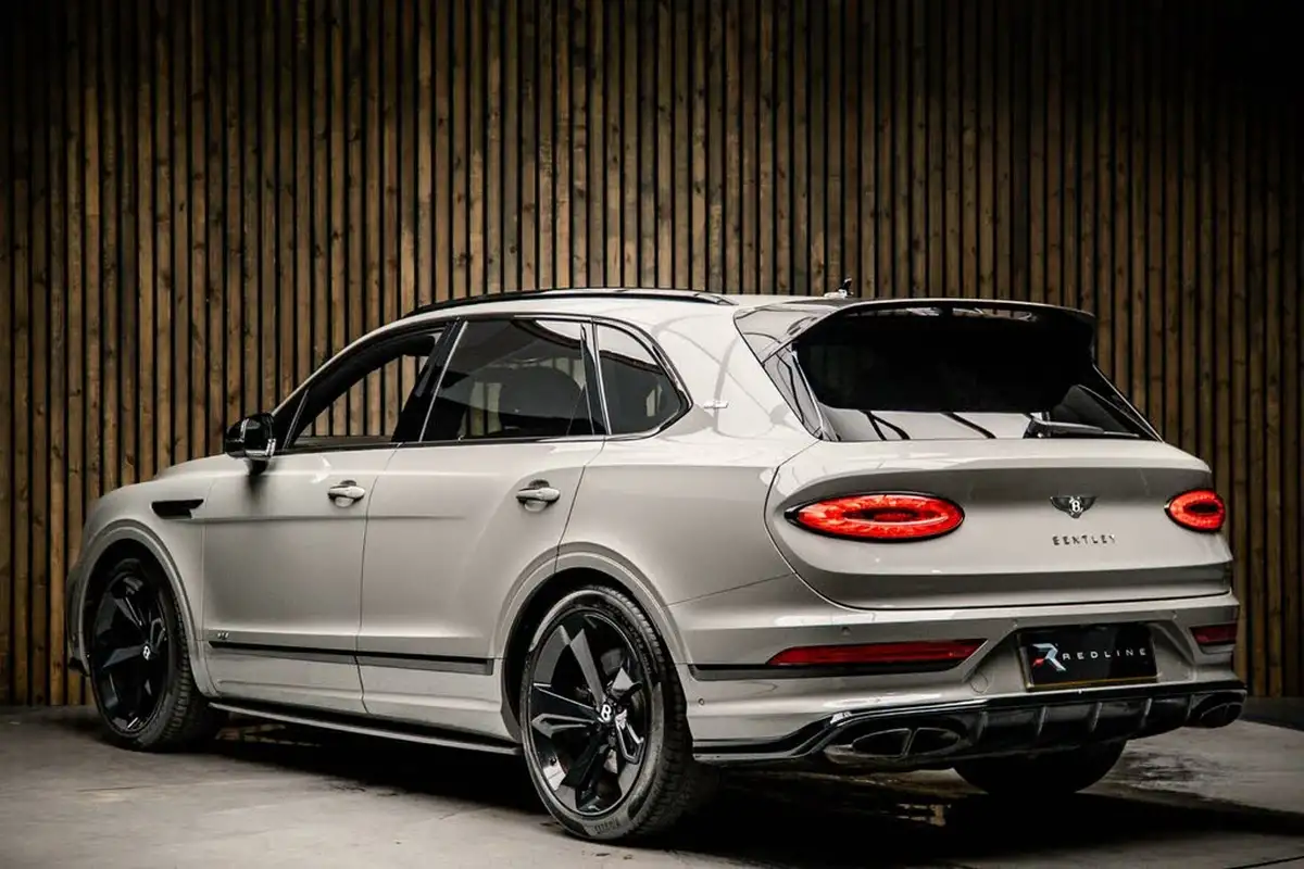 2021-bentley-bentayga-40-v8-big-1