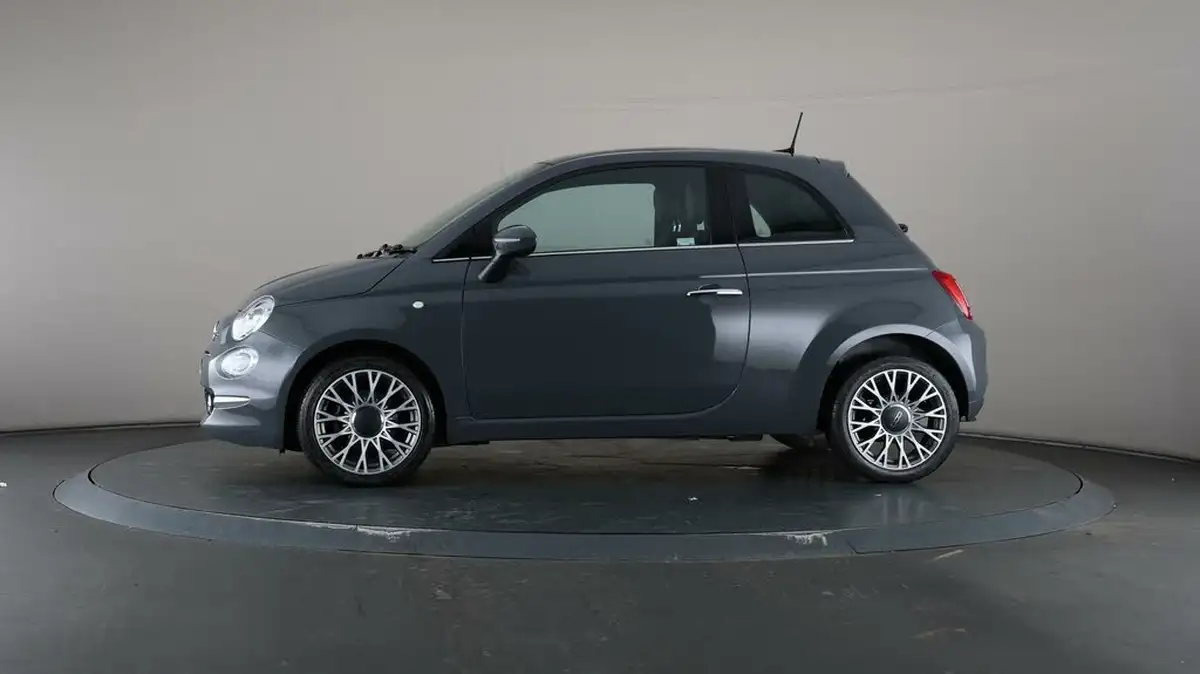 2020-fiat-500-10-star-big-30