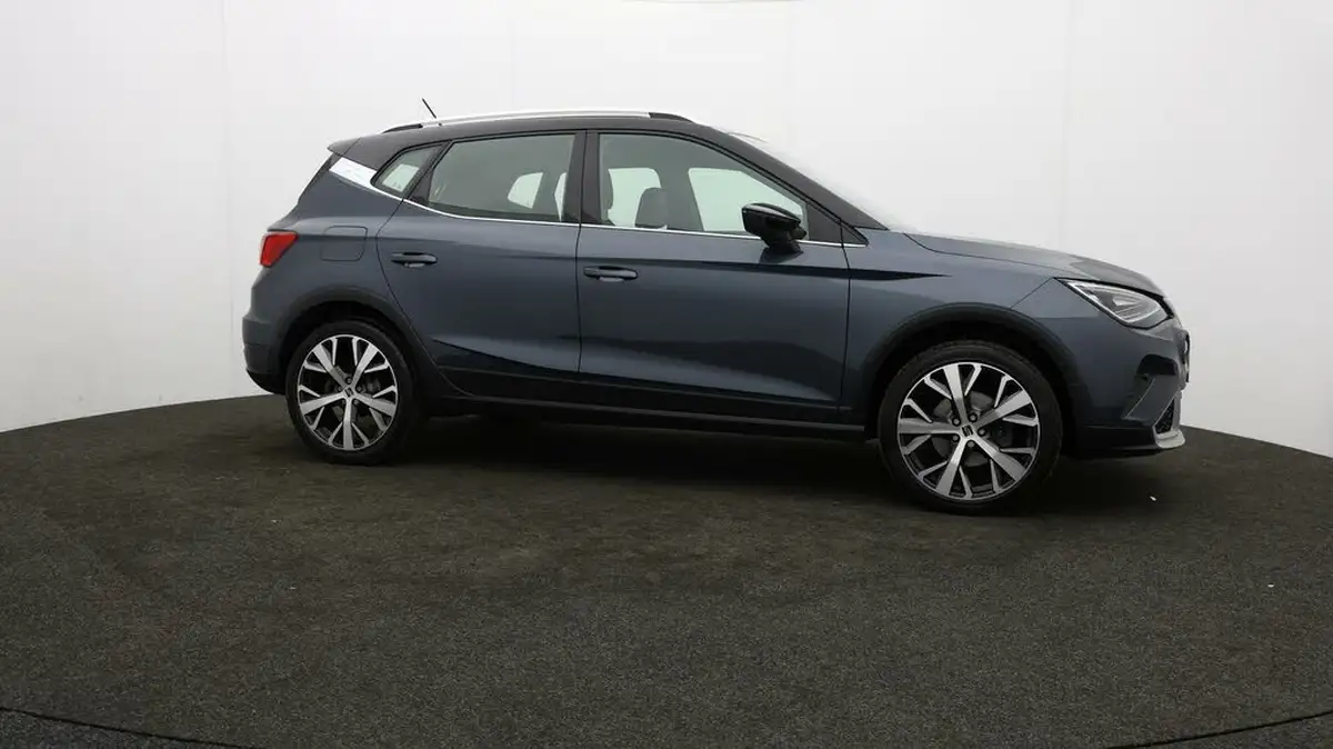2022-seat-arona-10-tsi-xperience-lux-big-34
