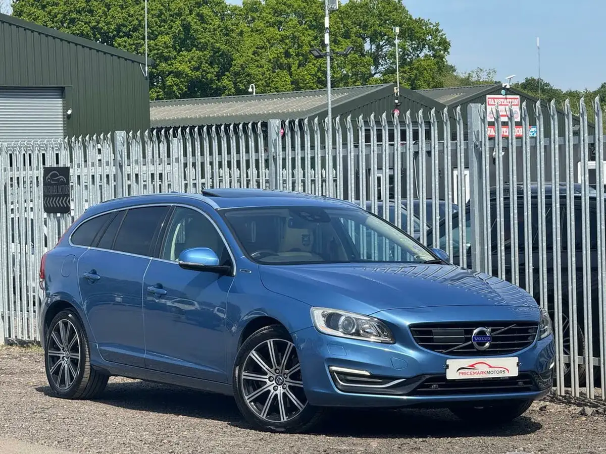 2014-volvo-v60-24td-d6-hybrid-big-0