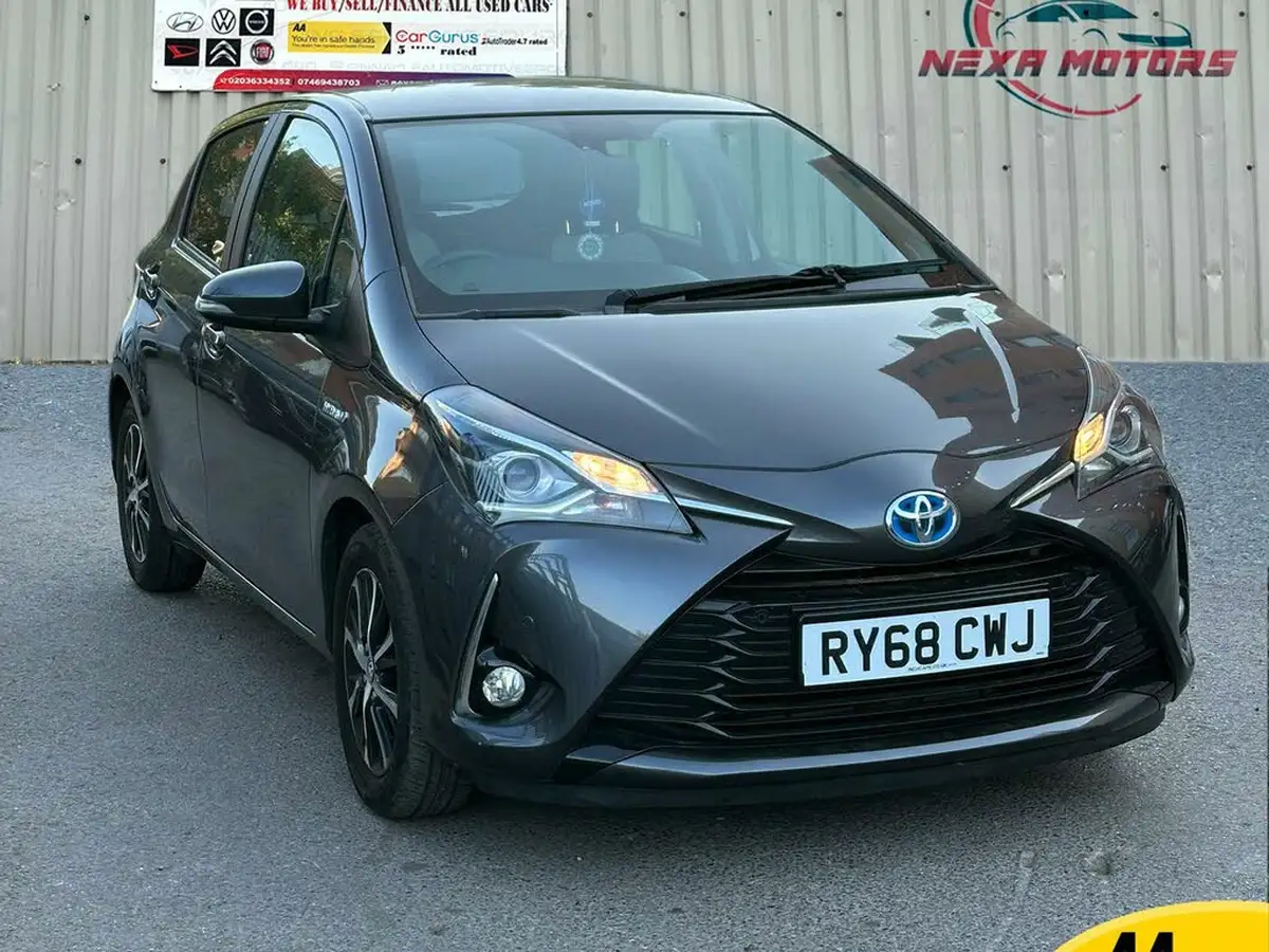 2019-toyota-yaris-15-vvt-i-icon-tech-98bhp-hybrid-1497cc-e-cvt-big-3