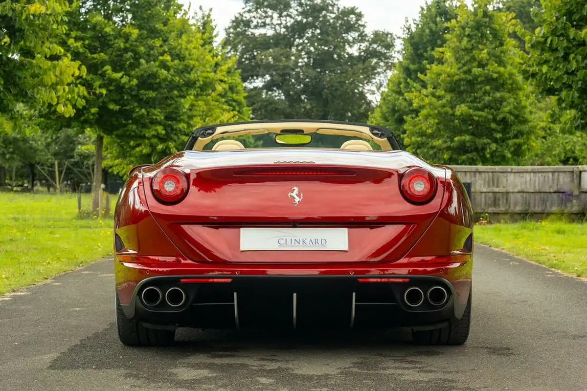 2015-ferrari-california-39-t-big-6