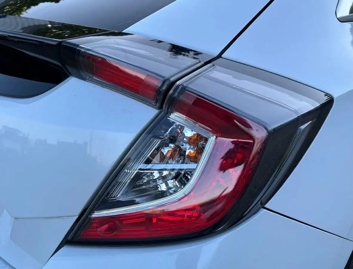 2020-honda-civic-10-vtec-turbo-sr-hatchback-5d-cvt-big-44