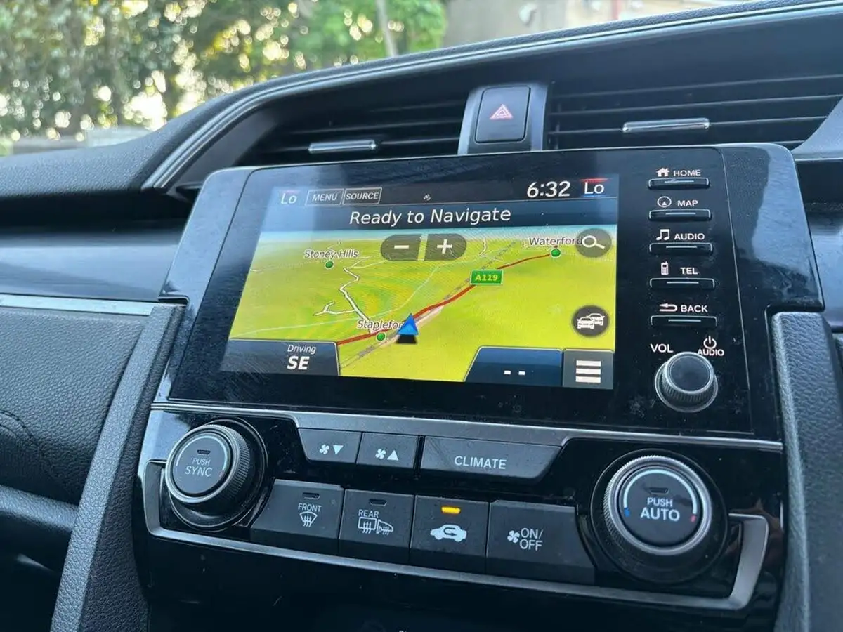 2020-honda-civic-10-vtec-turbo-sr-hatchback-5d-cvt-big-20