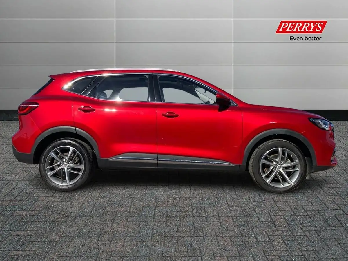 2022-mg-hs-15t-gdi-exclusive-162ps-dct-big-2