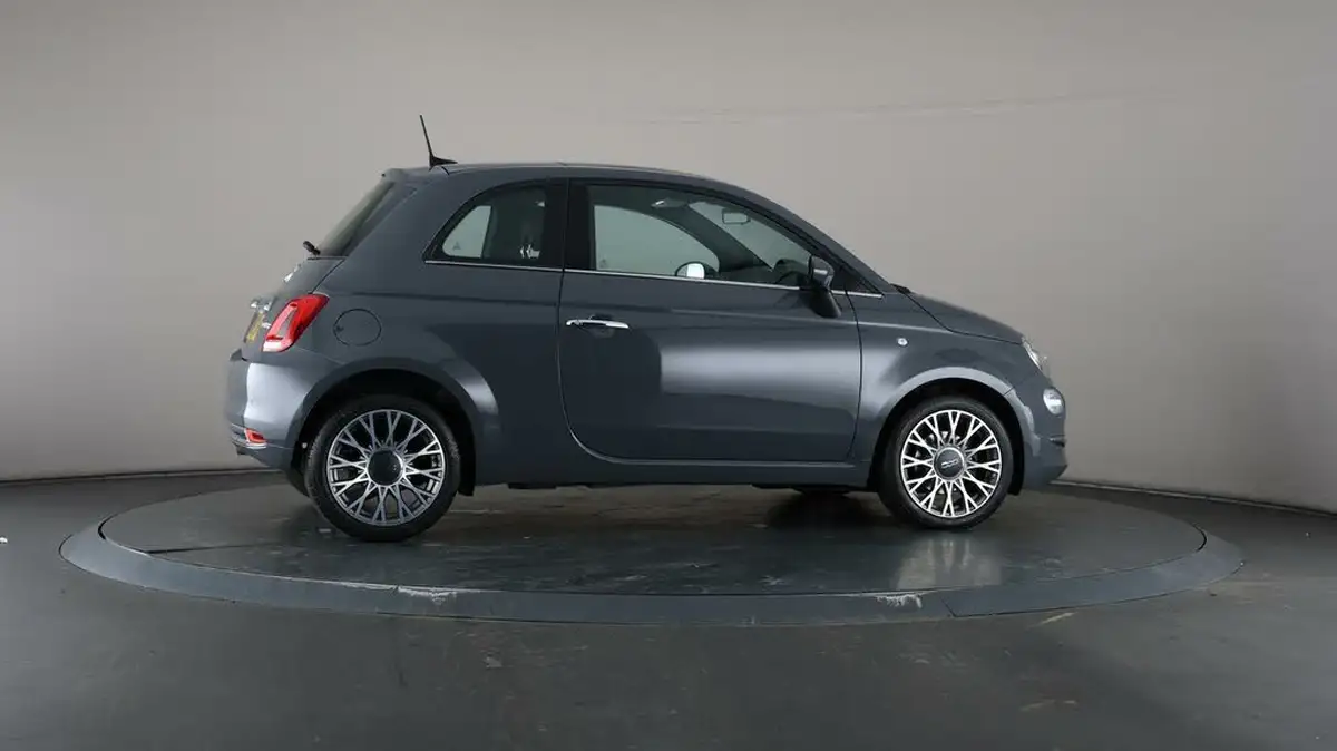 2020-fiat-500-10-star-big-54