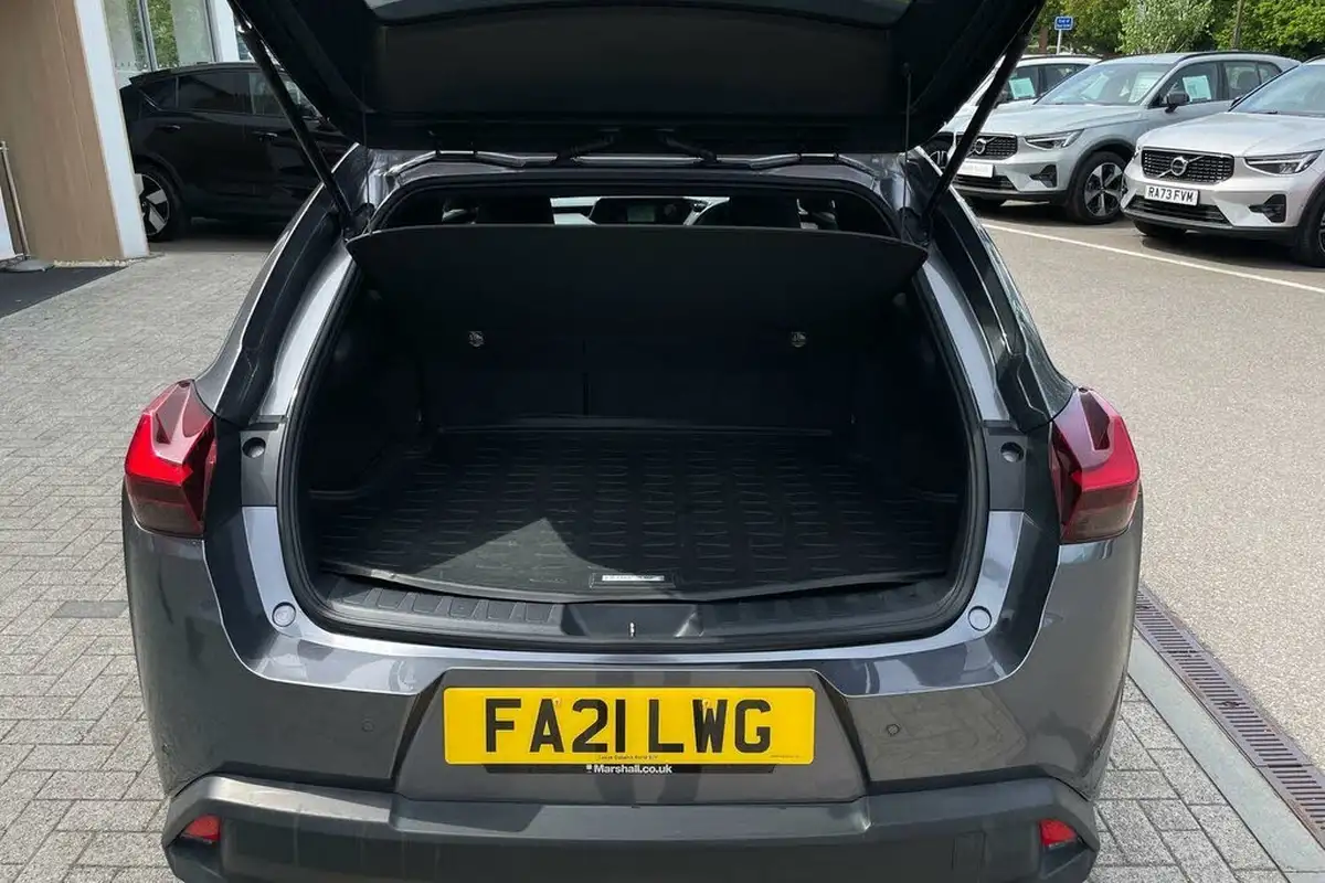 2021-lexus-ux-250h-20-ux-184bhp-without-navigation-big-18