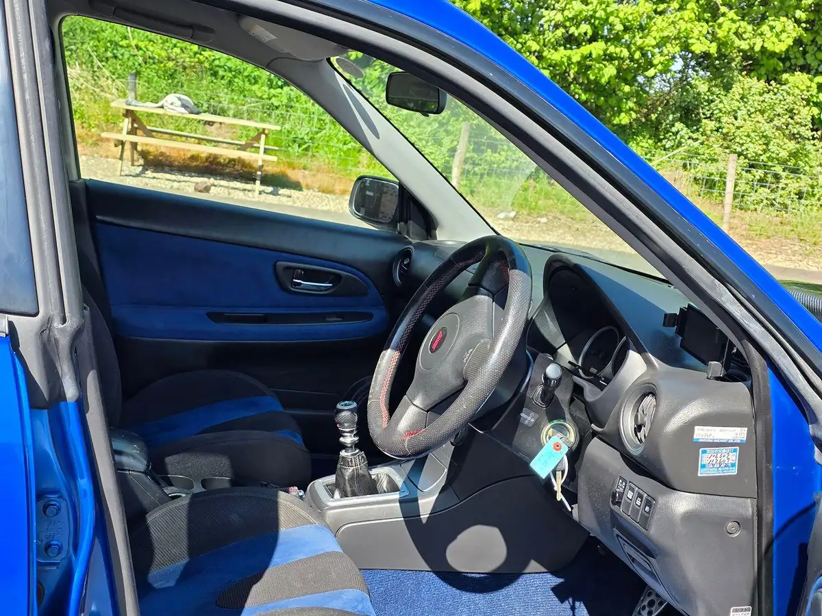 2004-subaru-impreza-big-21