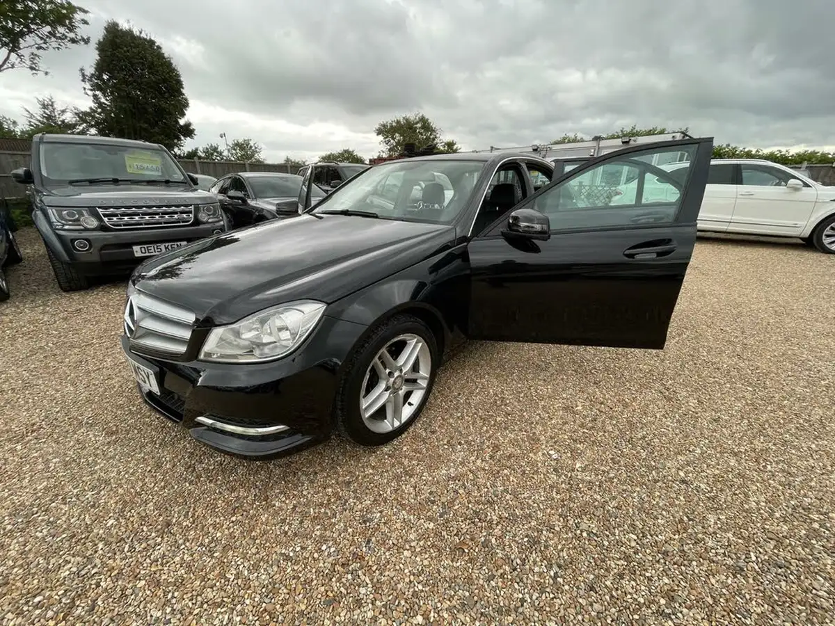 2013-mercedes-benz-c-class-21cdi-c220-cdi-executive-se-170bhp-saloon-4d-7g-tronic-plus-big-45