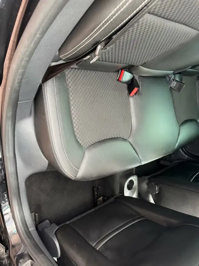 2019-renault-clio-09-tce-gt-line-big-26