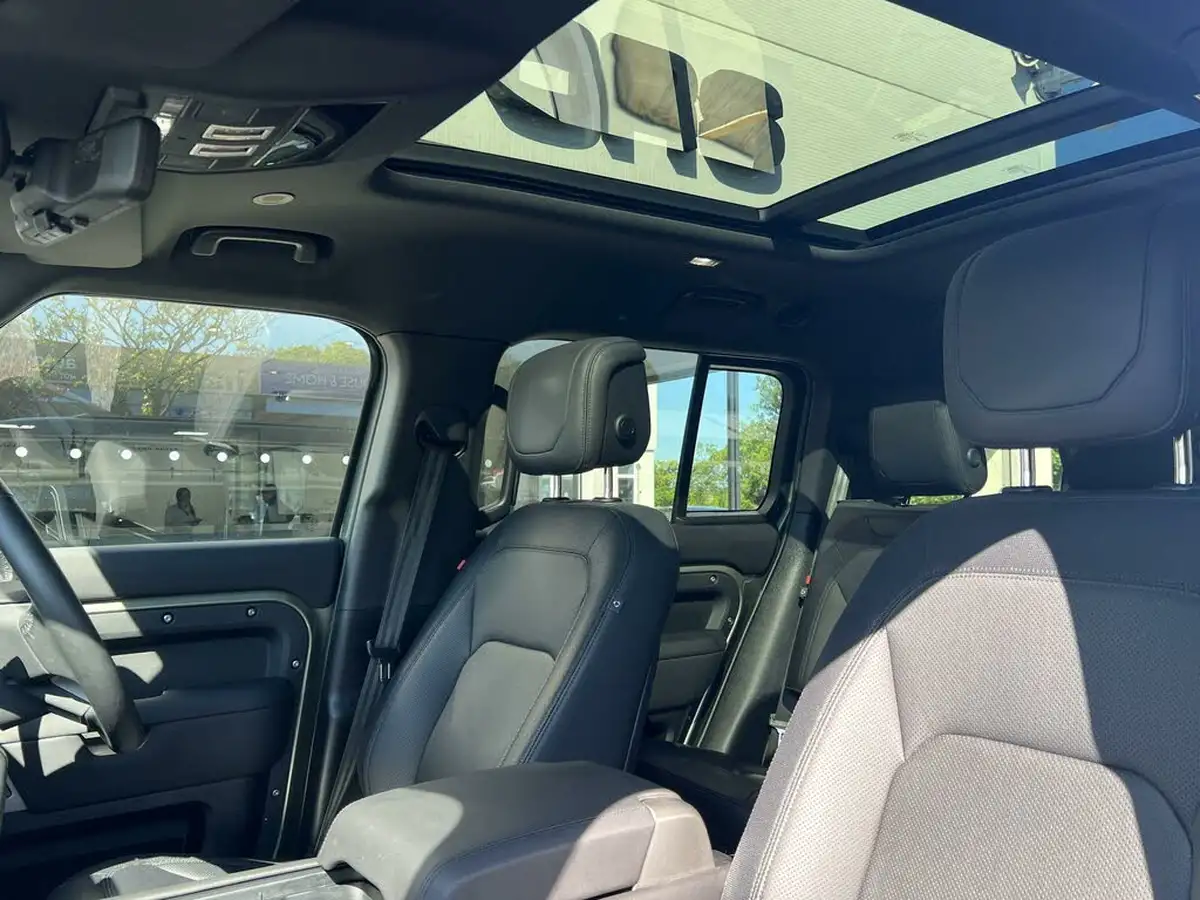2023-land-rover-130-defender-30-p300-x-dynamic-hse-big-14