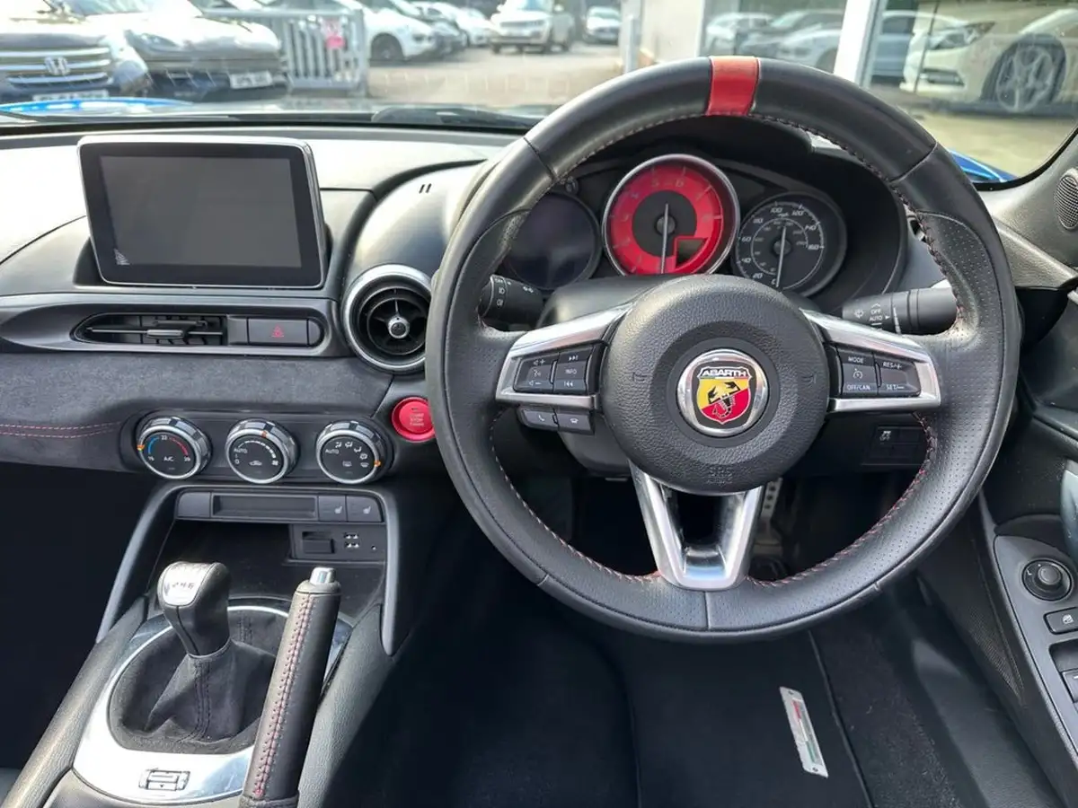 2017-abarth-124-14-multiair-spider-big-14