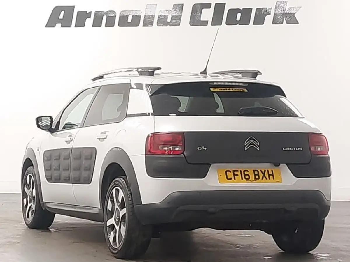 2016-citroen-c4-cactus-12-puretech-flair-edition-110ps-ss-big-1
