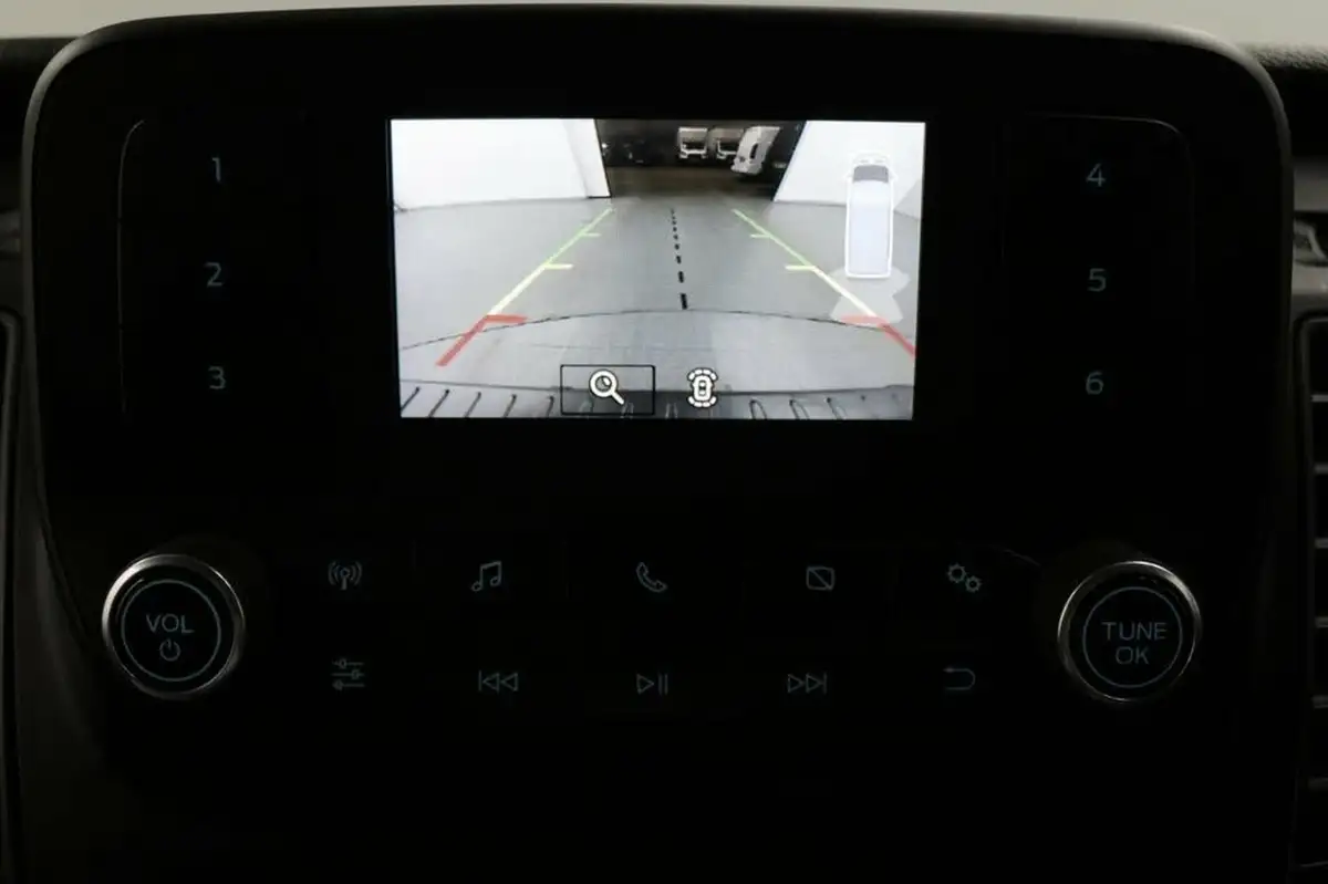 2020-ford-transit-custom-20tdci-280-l1h1-leader-105pseu6dt-panel-van-big-36
