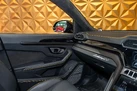 2022-lamborghini-urus-40-no-trim-small-21