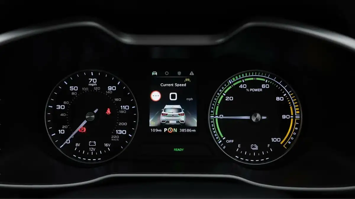 2021-mg-zs-suv-e-exclusive-ev-big-10
