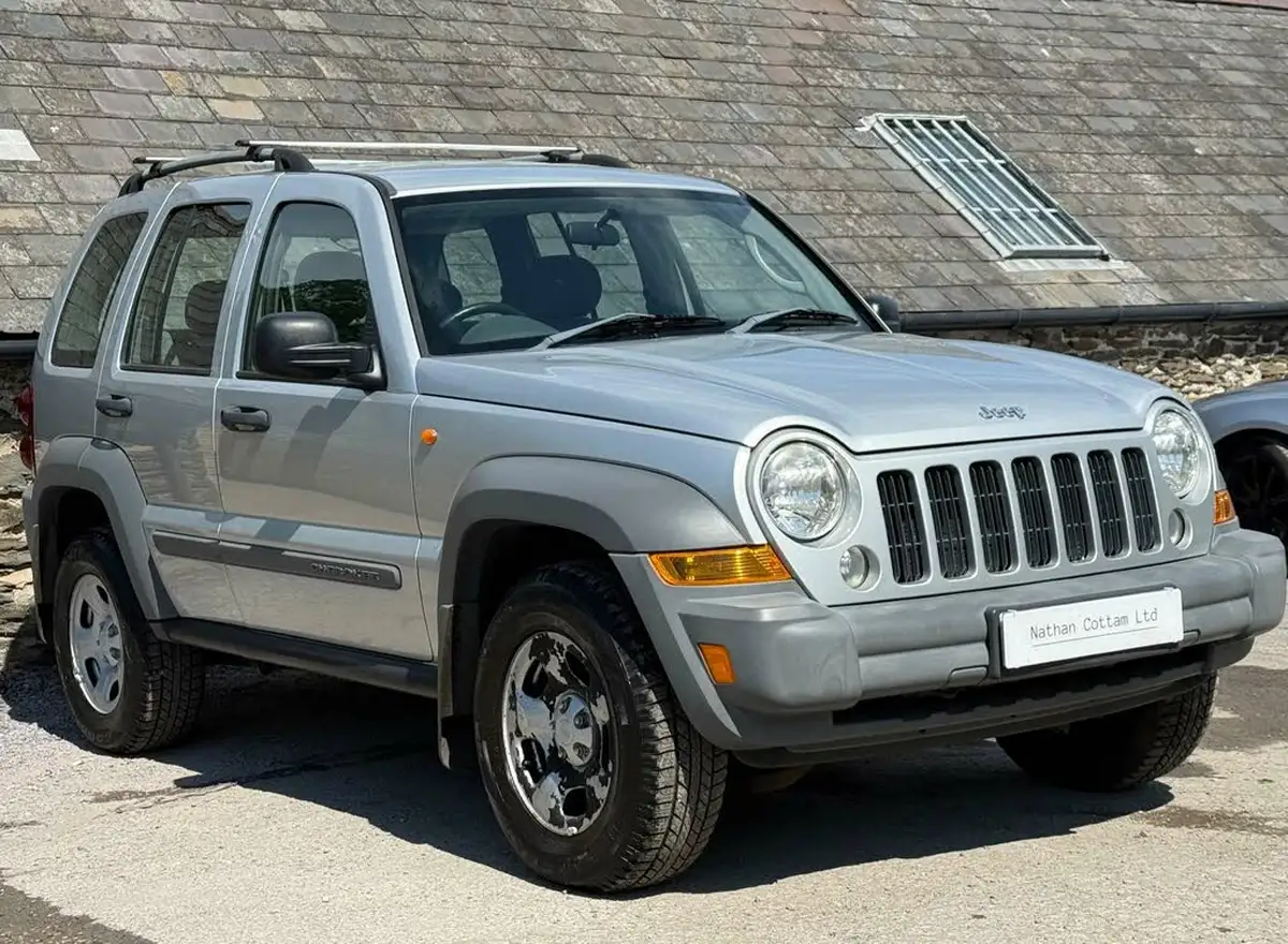 2005-jeep-cherokee-24-sport-big-5