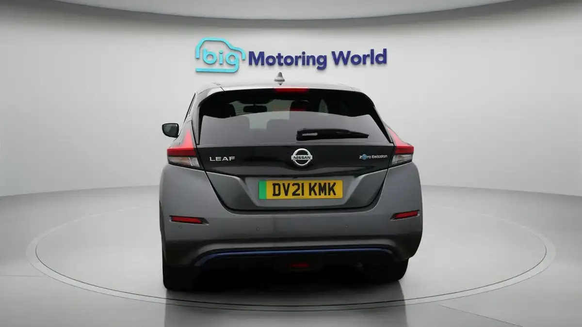 2021-nissan-leaf-e-e-n-connecta-big-6