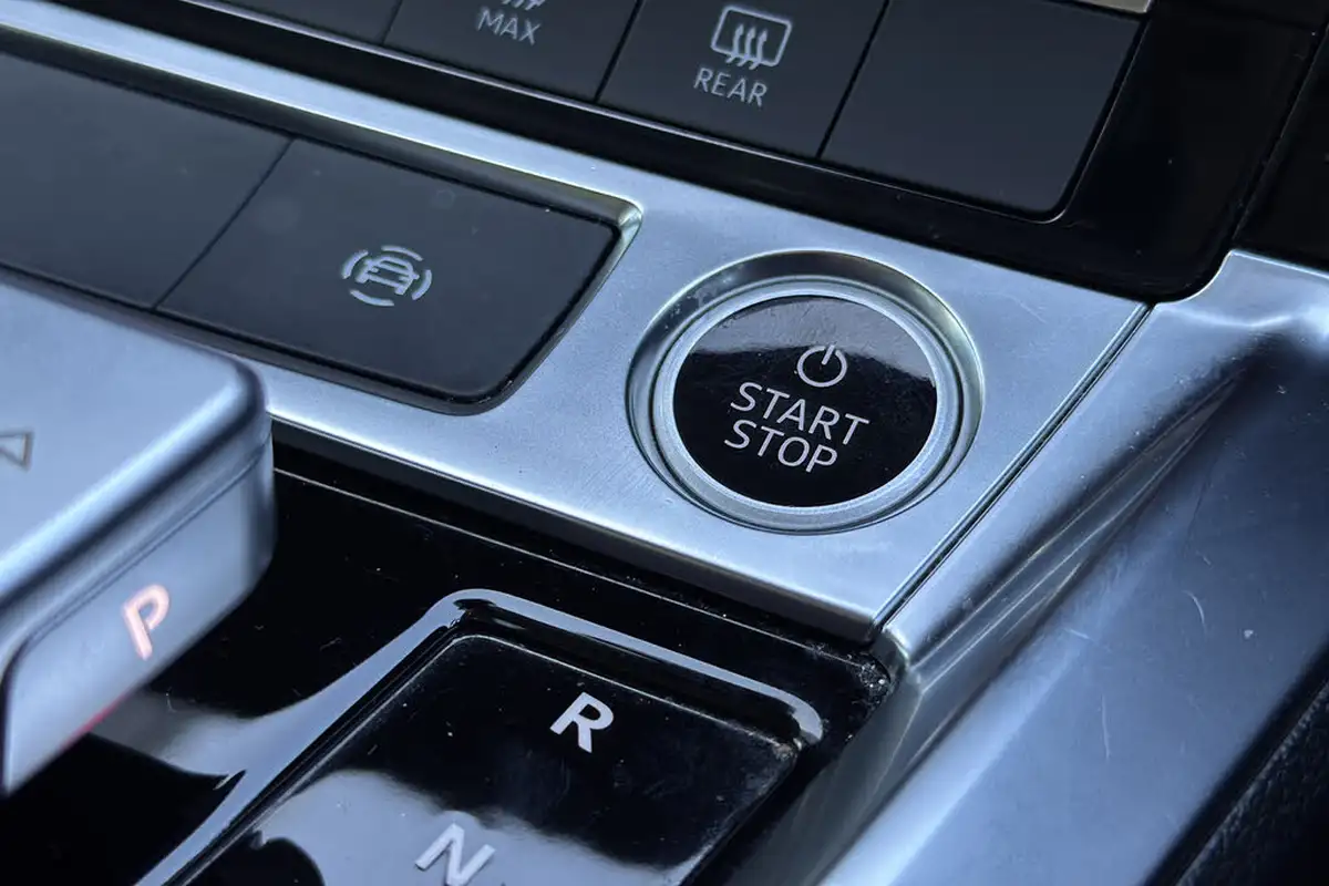 2021-audi-e-tron-55e-technik-station-wagon-big-20