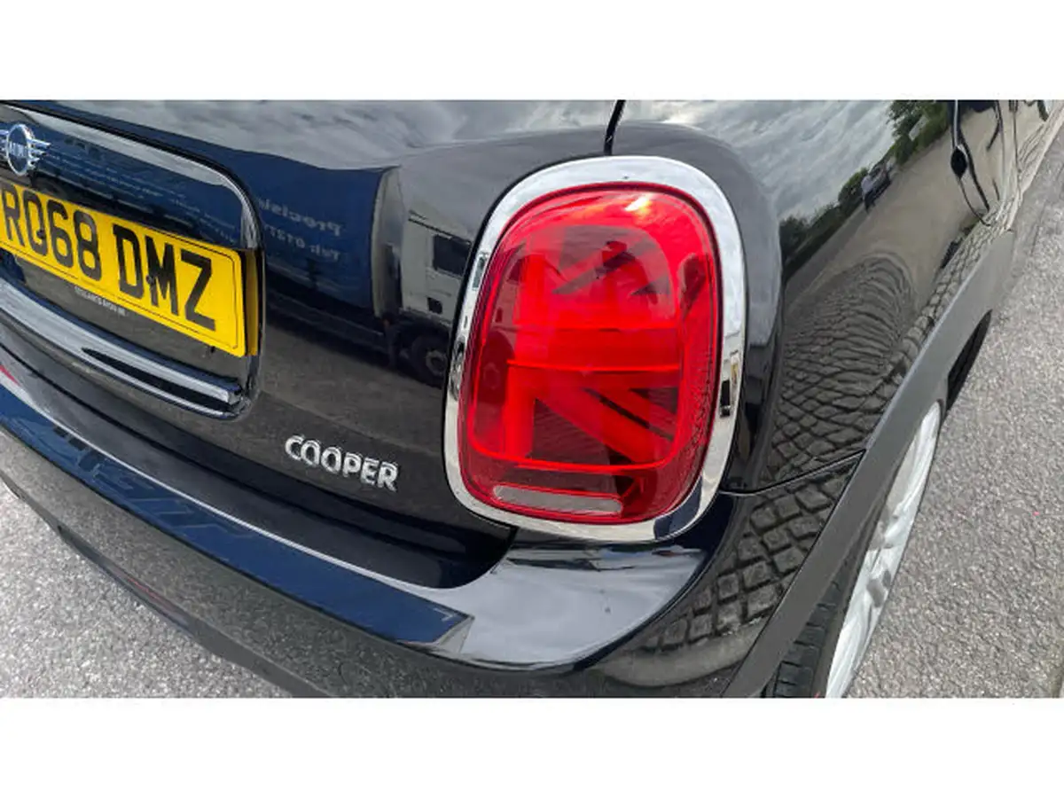 2018-mini-cooper-15-cooper-series-ii-ss-hatchback-5d-big-31