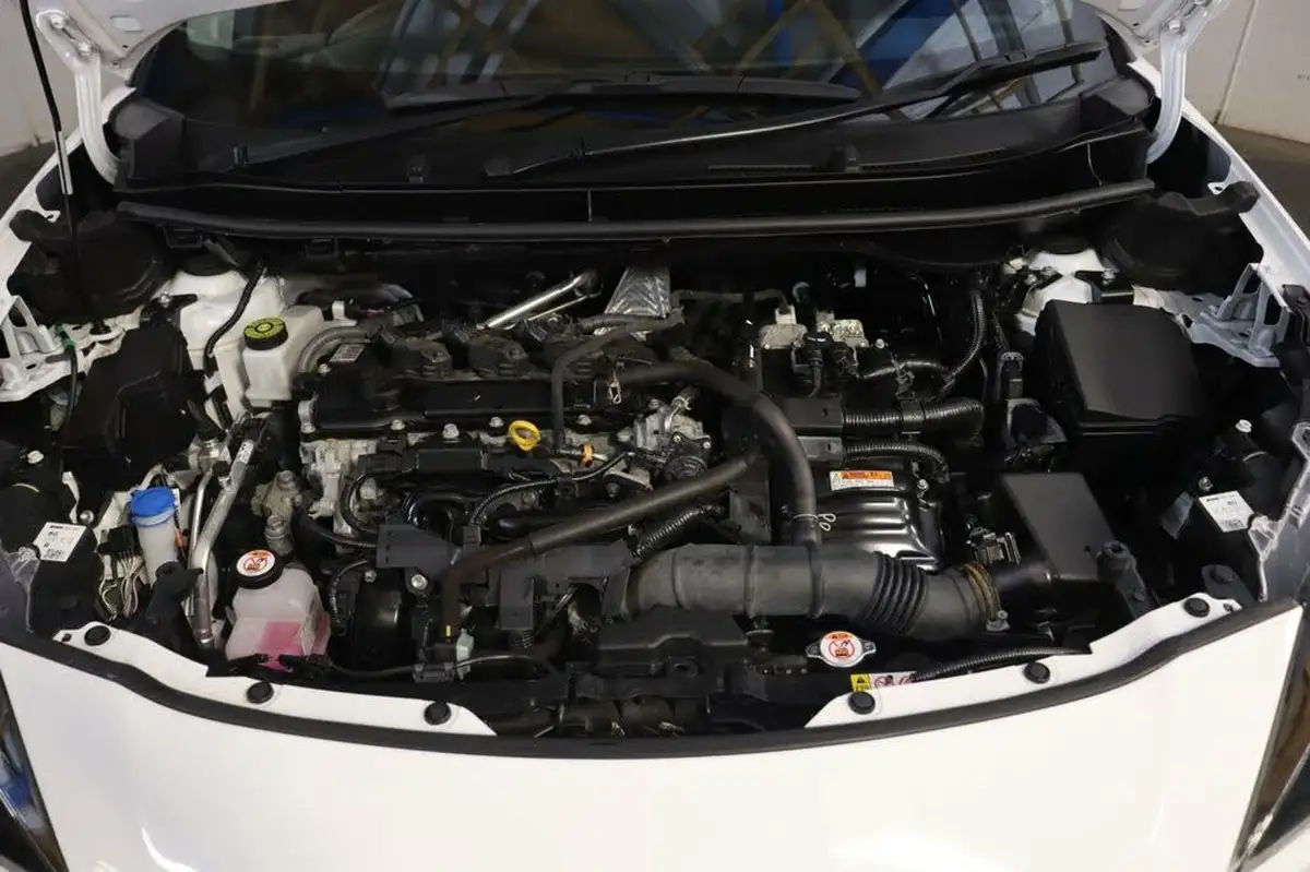 2022-toyota-yaris-cross-15-vvt-i-icon-big-30