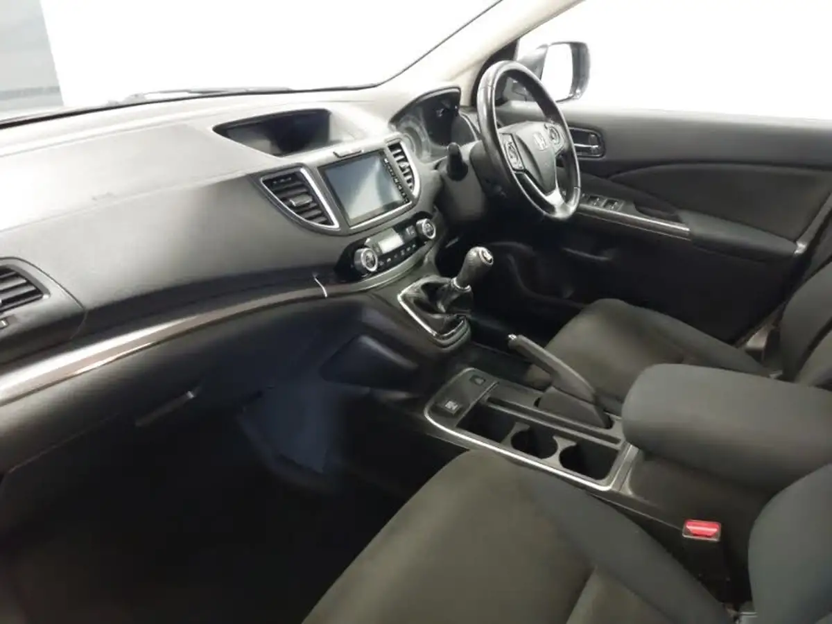 2018-honda-cr-v-16i-dtec-se-plus-navi-120ps-2wdss-big-4