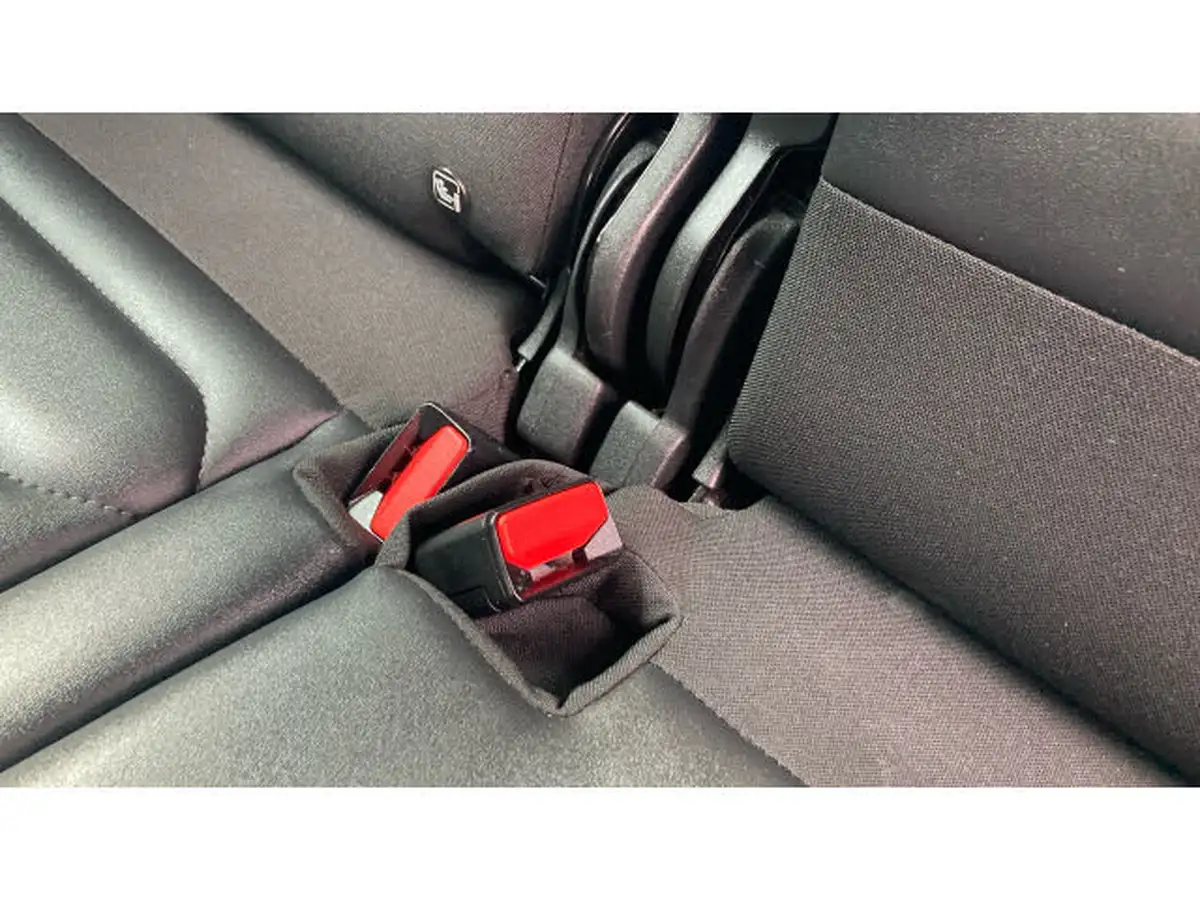 2022-citroen-c3-aircross-12-puretech-shine-plus-110ps-big-16