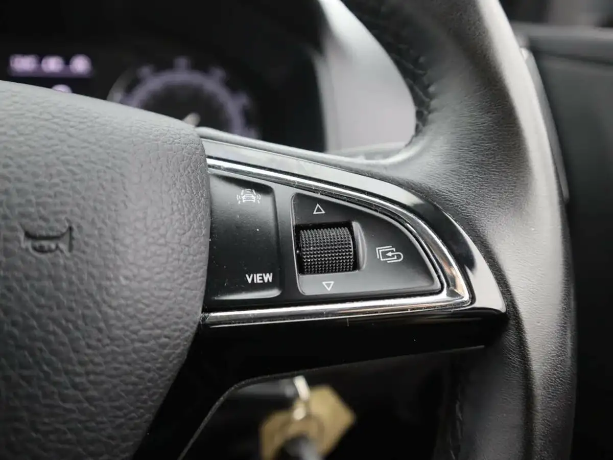 2020-skoda-karoq-10-tsi-se-technology-116ps-big-23