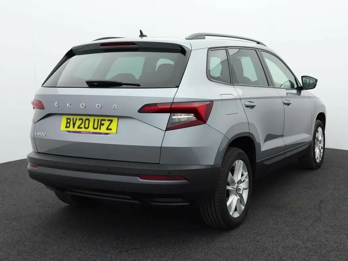 2020-skoda-karoq-10-tsi-se-technology-116ps-big-4