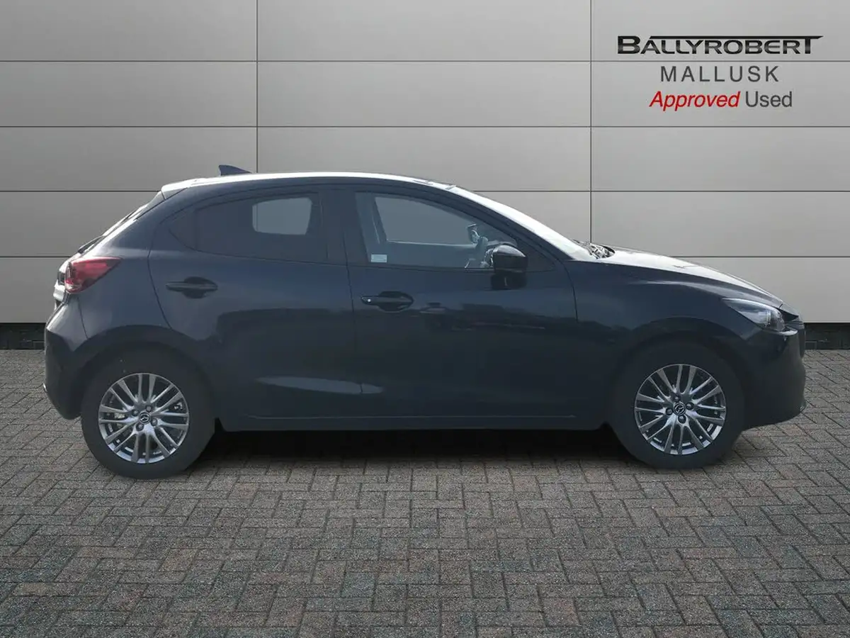 2024-mazda-mazda2-15-e-skyactiv-g-exclusive-line-big-8