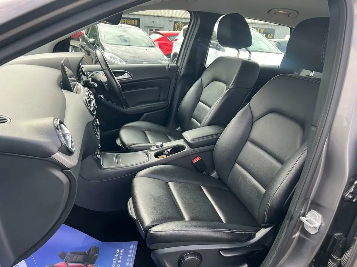 2017-mercedes-benz-b-class-15d-b180-sport-executive-7g-dct-big-9