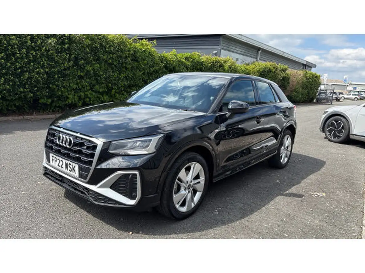 2022-audi-q2-15-35-tfsi-s-line-tronic-big-23