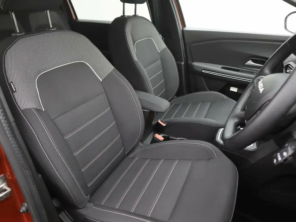 2023-dacia-jogger-10-tce-extreme-se-big-8