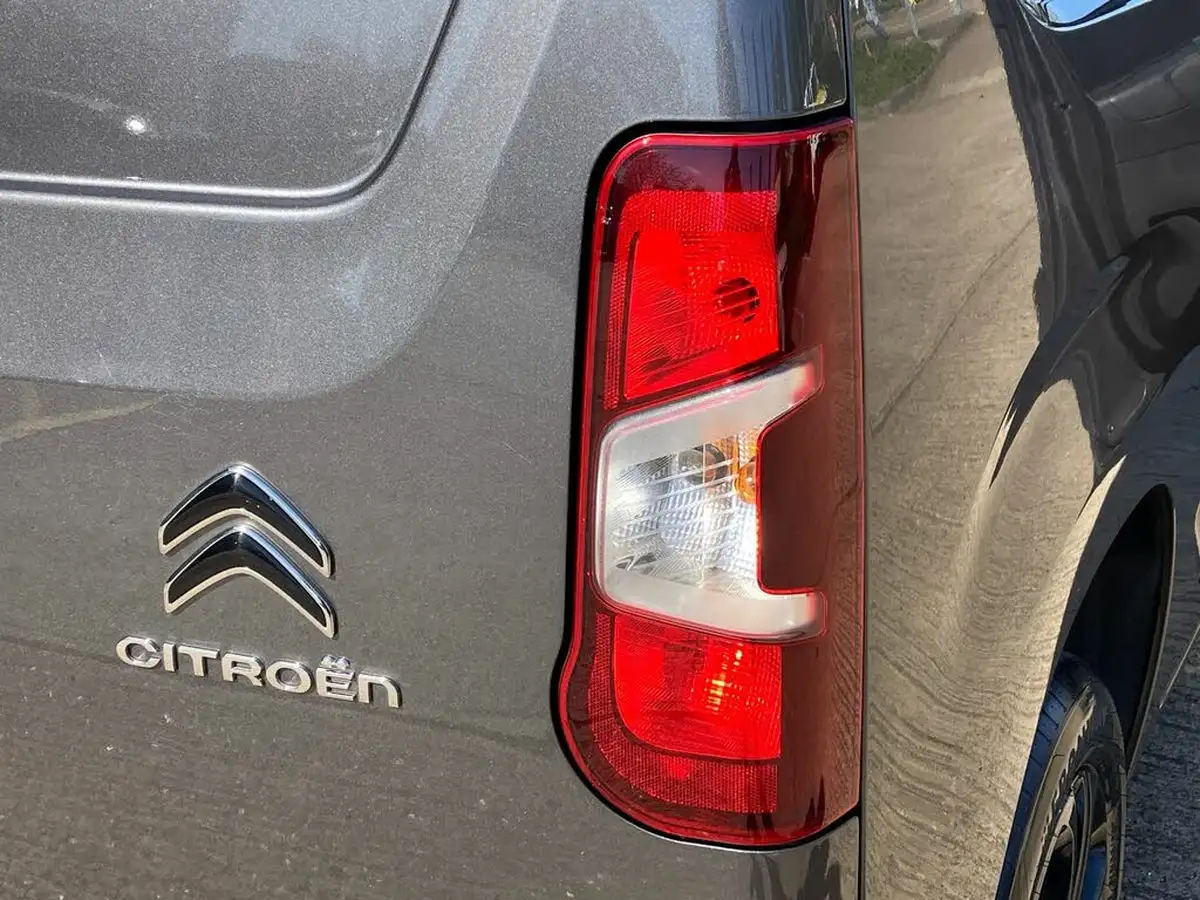 2022-citroen-berlingo-15bluehdi-1000-driver-pro-100pseu6d-van-1000-big-19