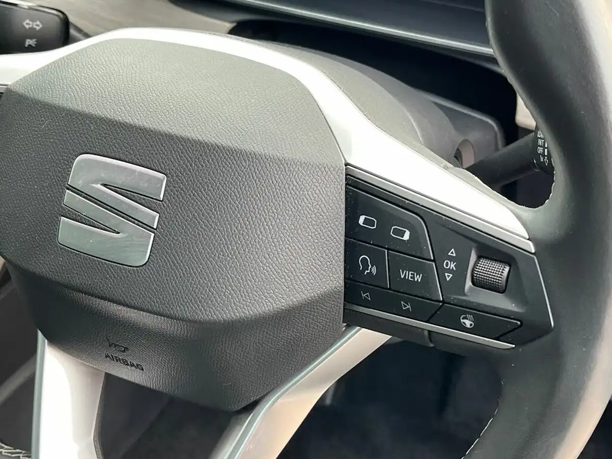 2021-seat-leon-15-tsi-evo-xcellence-lux-150ps-estate-big-24