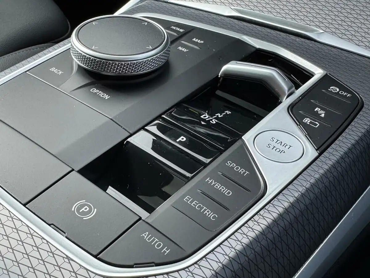 2024-bmw-3-series-20-330e-xdrive-m-sport-touring-5d-big-14
