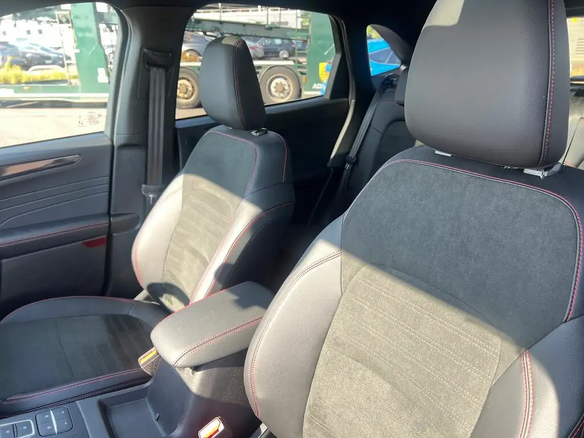 2024-ford-kuga-25t-st-line-x-edition-225ps-phev-big-12