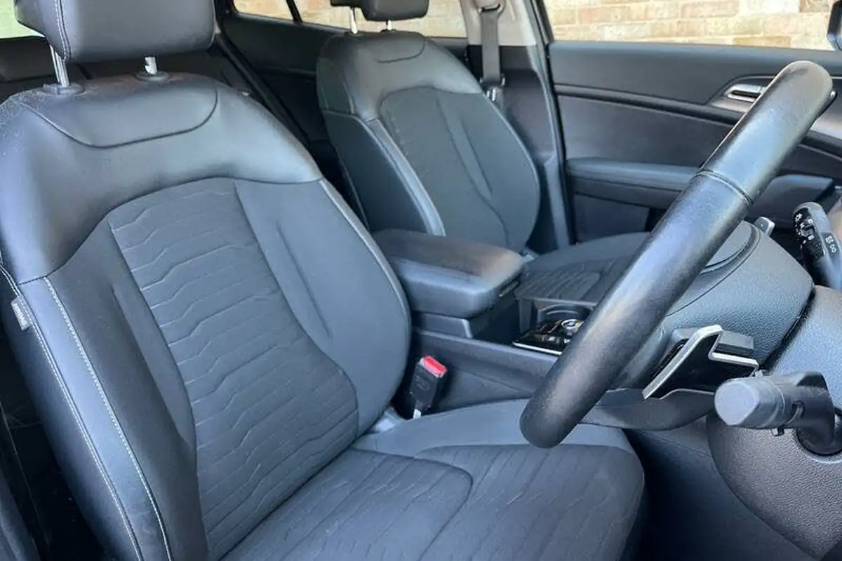 2022-kia-sportage-16-t-gdi-3-226bhp-hev-1598cc-auto-big-16