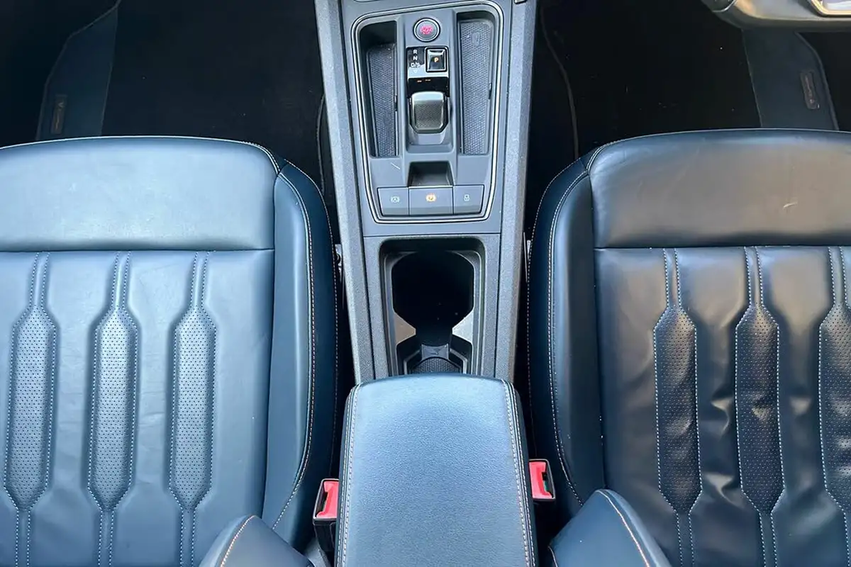 2022-cupra-formentor-14-e-hybrid-v2-big-24