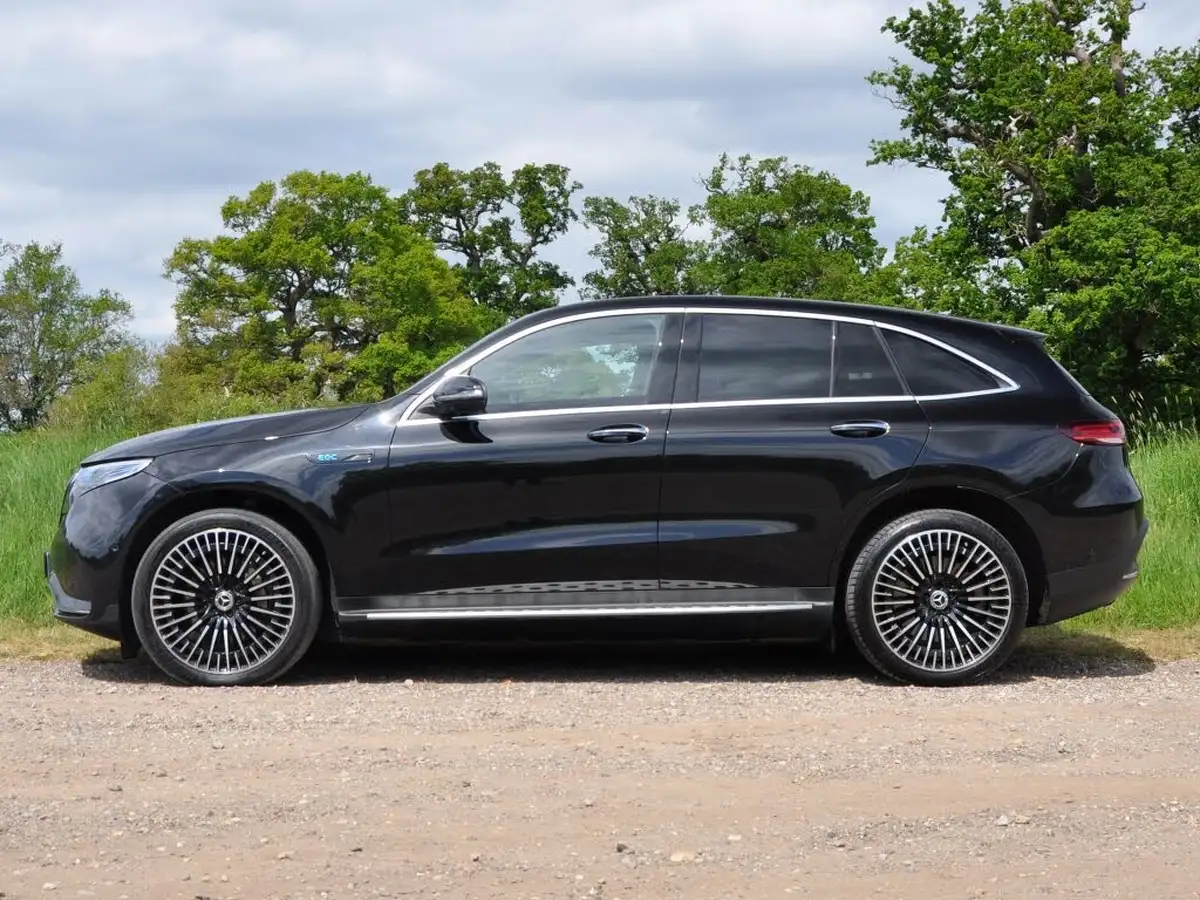 2021-mercedes-benz-eqc-e-eqc-400-amg-line-premium-plus-big-43