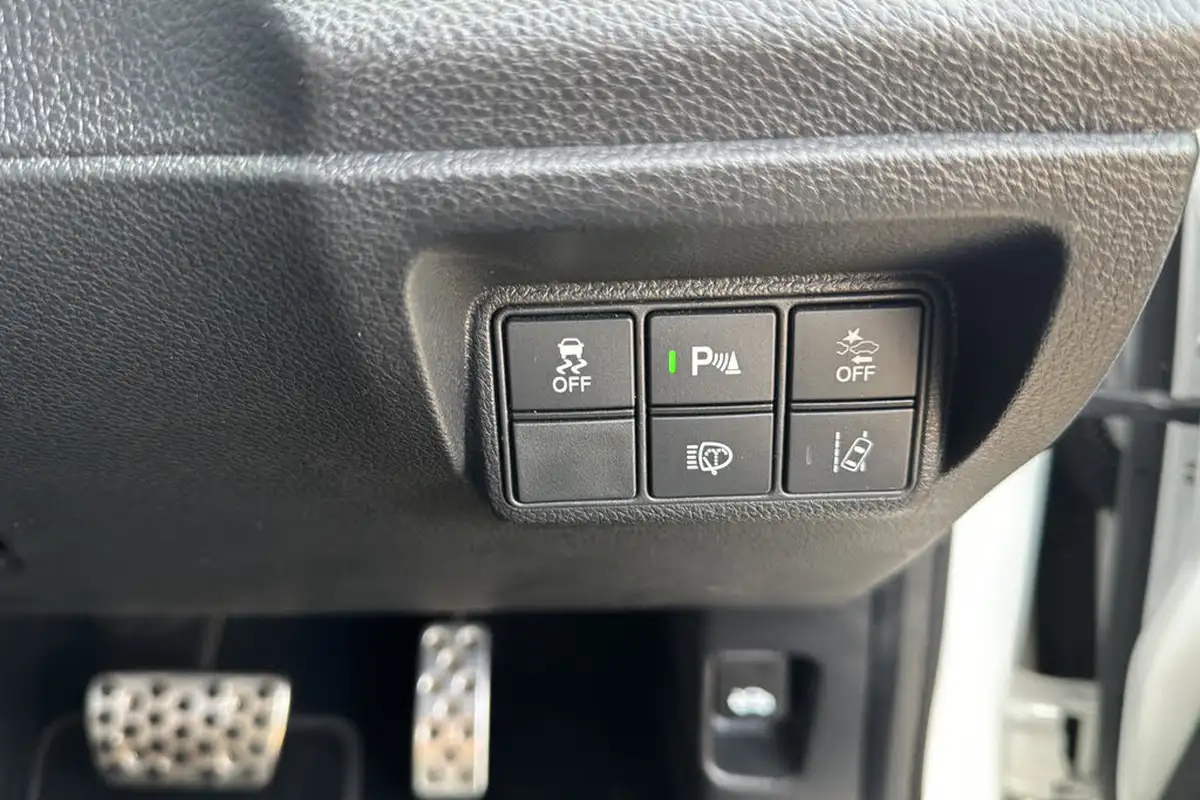 2022-honda-civic-10-vtec-turbo-ex-cvt-big-29