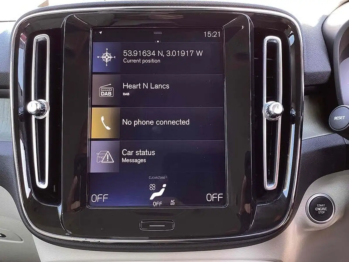 2019-volvo-xc40-20-t4-inscription-big-20