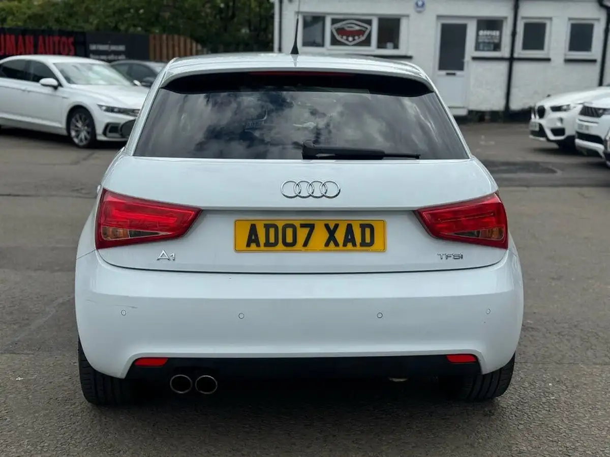 2014-audi-a1-14-140ps-sportback-5d-1395cc-s-tronic-big-5